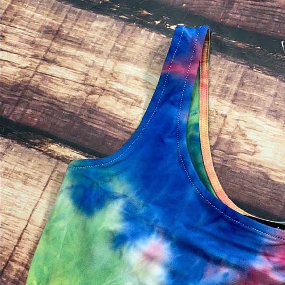 << Tie Dye Crop Top Tank - Tye Dye Shirt >> - Picture 3 of 5